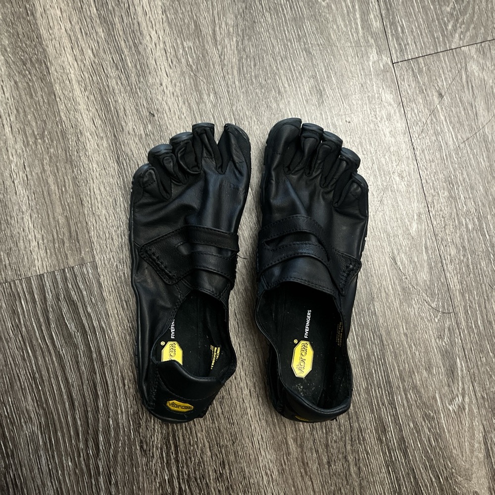Vibram Black FiveFingers Women's Shoes